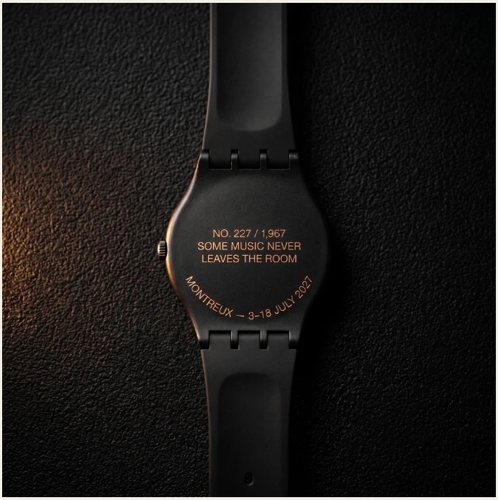 Engraved caseback: No. 227 / 1,967, Some music never leaves the room
